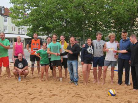 Beachvolleyball im REZ - bis Mitte August!